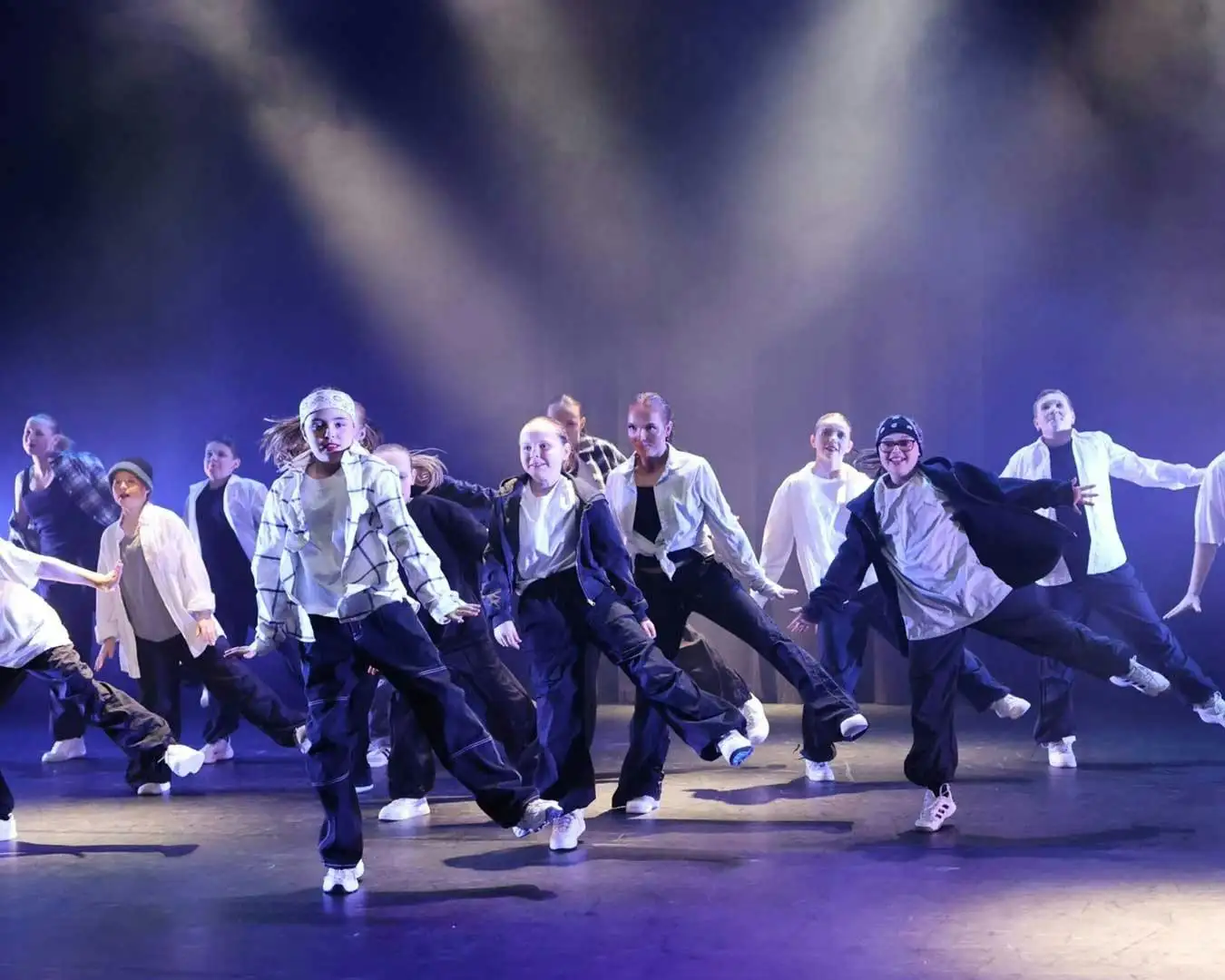 Nyttårsforestillingen 2025 – Danseklubben Studio 1 - Kjøp